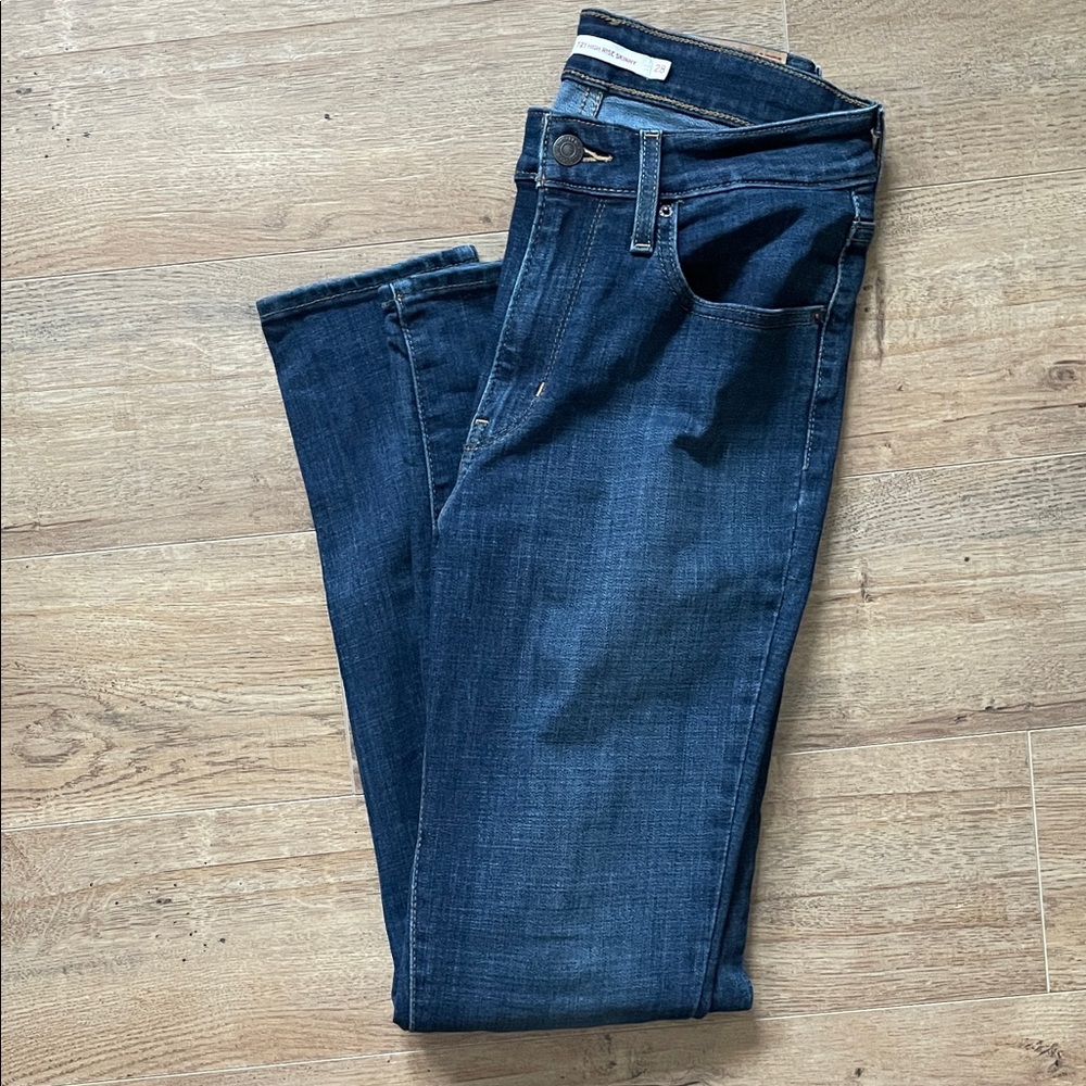 Levi's Women's Dark Blue Skinny Jeans